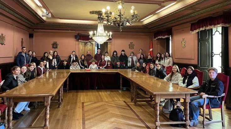 Erasmus+ programa tarteko, herrian dira Alemaniako hainbat ikasle