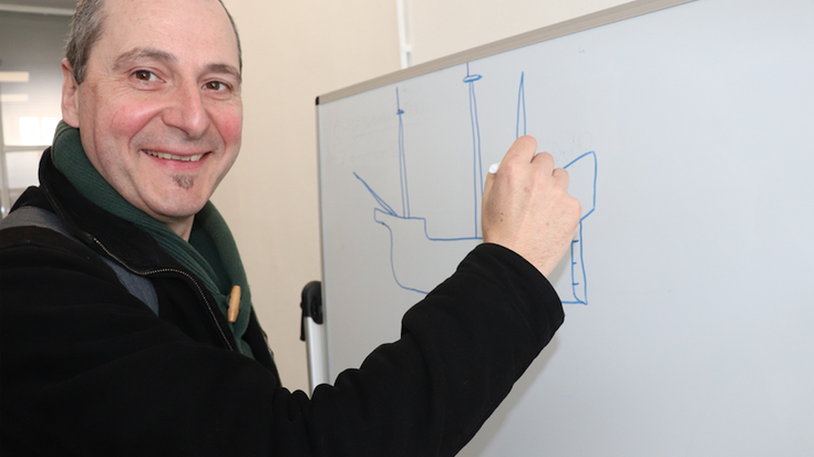 Elkanoren heriotzaz eta ozeanoetako nautikaz eta teknologiaz hitzaldi ibiltaria eskainiko du Xabier Alberdik
