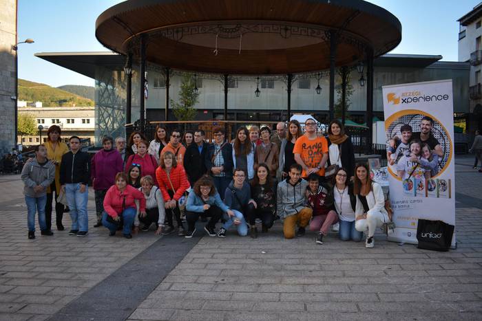 Atzegiren sentsibilizazio kanpaina berria aurkeztu dute Azpeitian