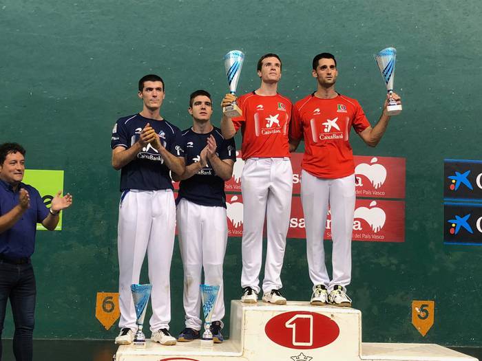 Artola eta Albisu garaile Zarautz Hiria pilota txapelketan