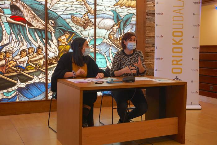 Hiruhilekorako programazioa aurkeztu du Orioko Emakumeon Ahalduntze Eskolak