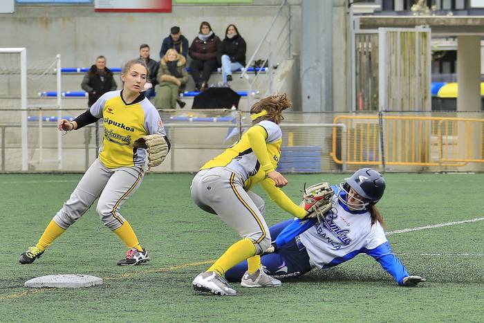 Orion 19 urte azpiko emakumeen Espainiako softbol txapelketa jokatuko da bihartik aurrera 