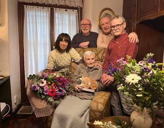 100 urte bete ditu Josefa Lazkanok