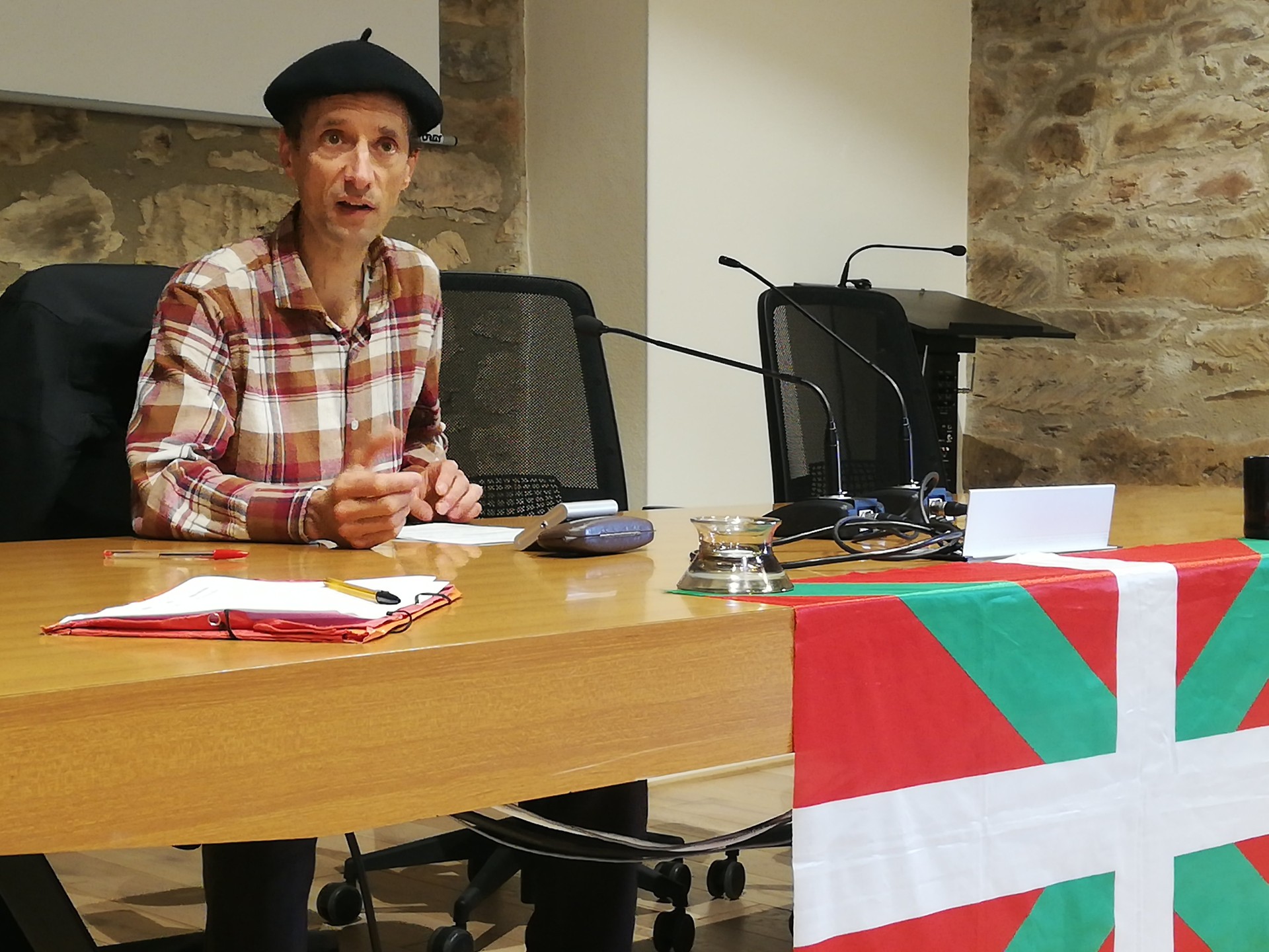 Euskal estatua, eta zapalkuntzari desobedientzia
