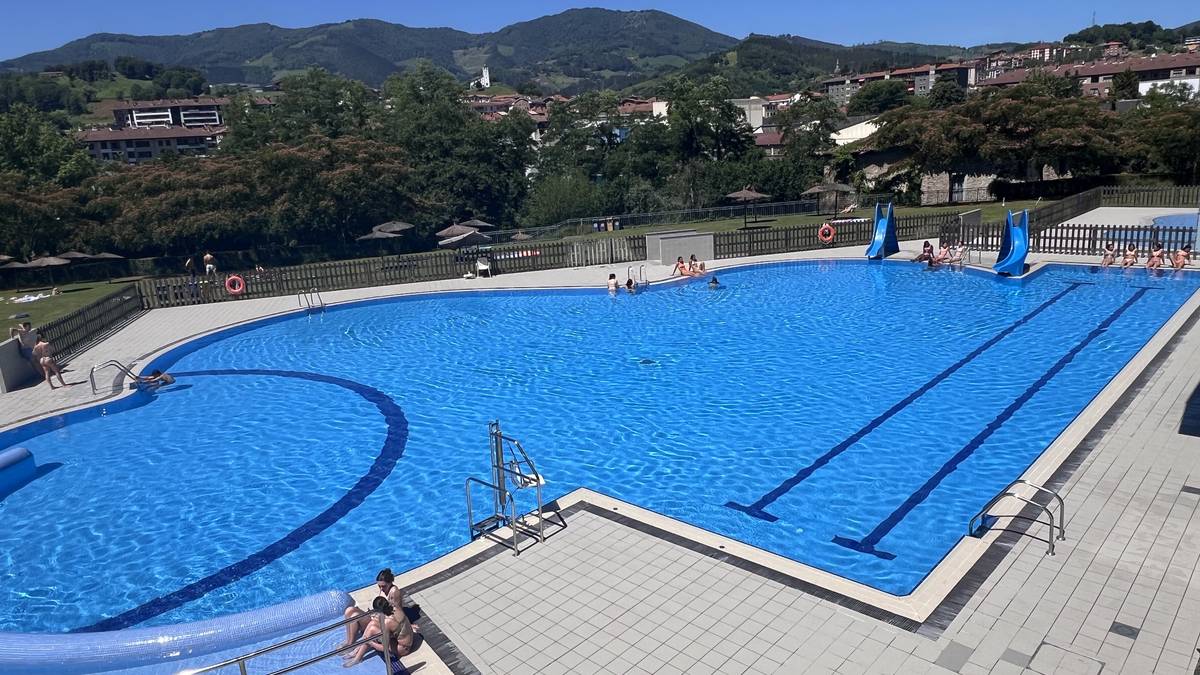 Zabaldu dituzte Ugarteigarango estali gabeko igerilekuak