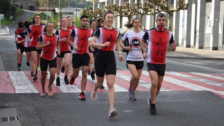 Azkoitia-Azpeitia maratoi erdiaren egunean, lasterketaren ibilbidea osatu dute Xeyeko atletek