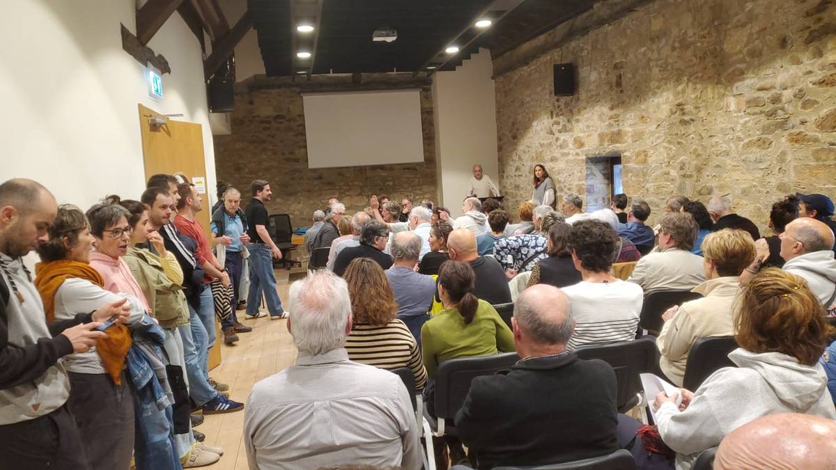 Immigrazioak euskararengan duen eragina, sor ditzakeen aukerak eta egin beharreko lanak, hausnarketarako gai