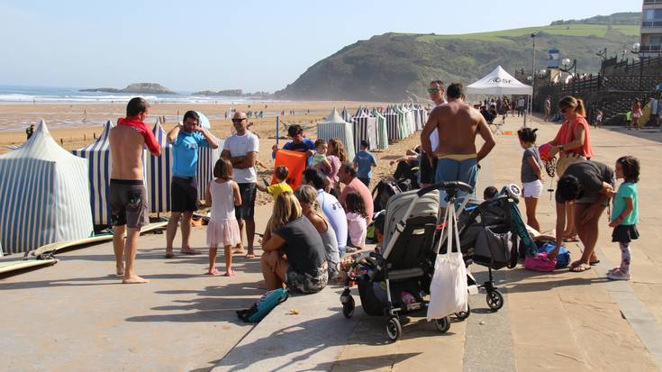 Azkenean asteburuan jokatuko dute Ibon Imazen Oroimenezko surf txapelketa