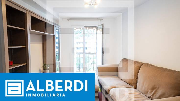 Alberdi Inmobiliaria: lau logelako etxebizitza San Martin kalean