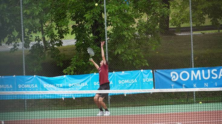 Erabaki dira Domusa Teknik Azkoitiko Tenis Openeko txapeldunak