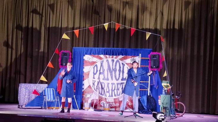 Umorez bete zen atzo Zumaienako aretoa