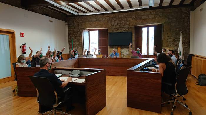 Torreagako etxebizitzak eraikitzeko ezinbestekoa den arau subsidiario aldaketa behin behinean onartu du udalbatzarrak
