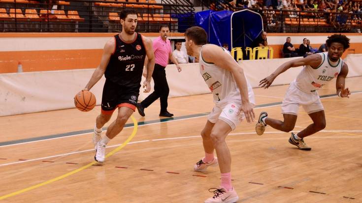 Ezker belauneko aurreko lotailu gurutzatuan haustura du Unai Barandalla Biele ISBko jokalariak