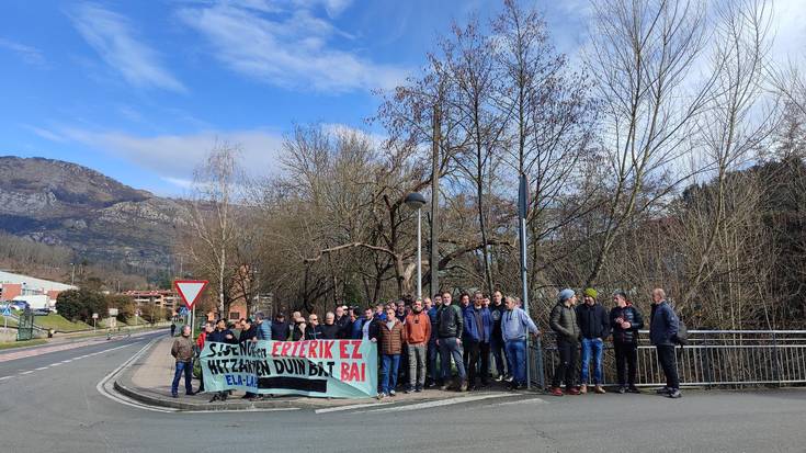 Sidenorreko beharginak,  lan gatazka betean sartuta