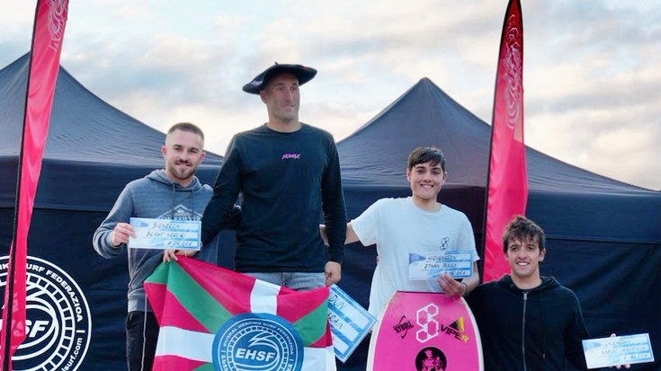 Borja Gainzarain eta Ethan Perez, irabazle Euskal Bodyboard Zirkuituko Zumaiako proban