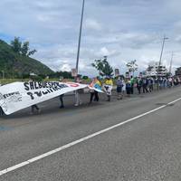 Mobilizazioa: Euskal preso eta iheslarien aldeko mobilizazioa hondartzan
