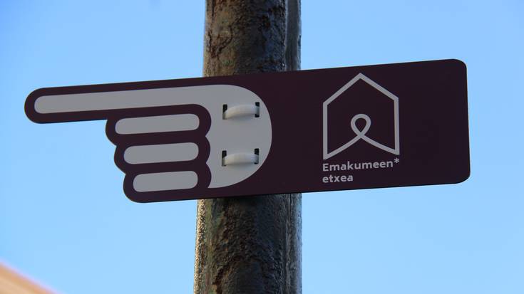 Bazkidetzeko kanpaina abiatu du Emakumeen* Etxeak