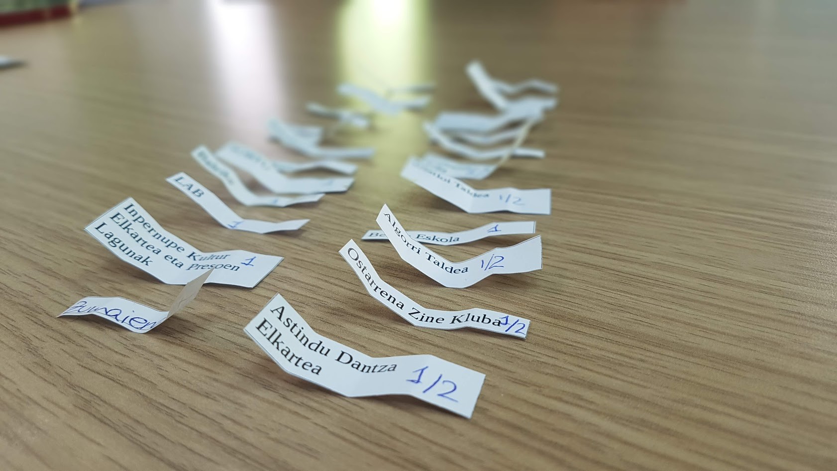 Egin dute Korrikako kilometroen zozketa