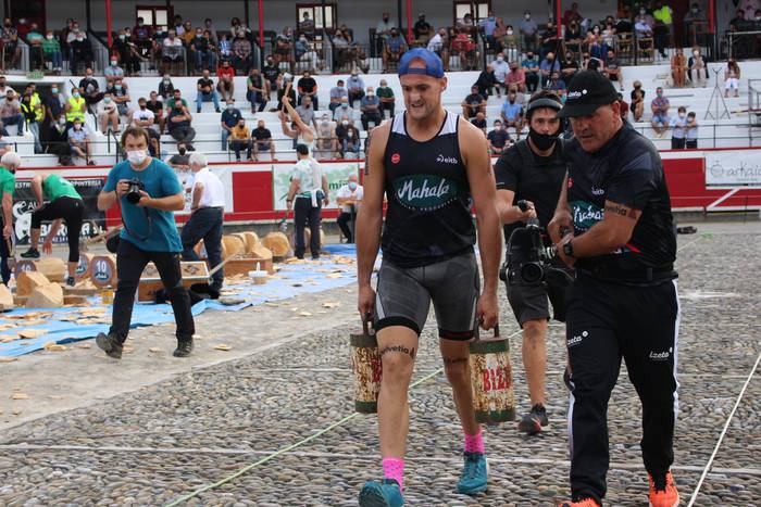 Izeta VI.a eta Kepa Peñagarikano, IV. Euskal Pentatloiaren finalera