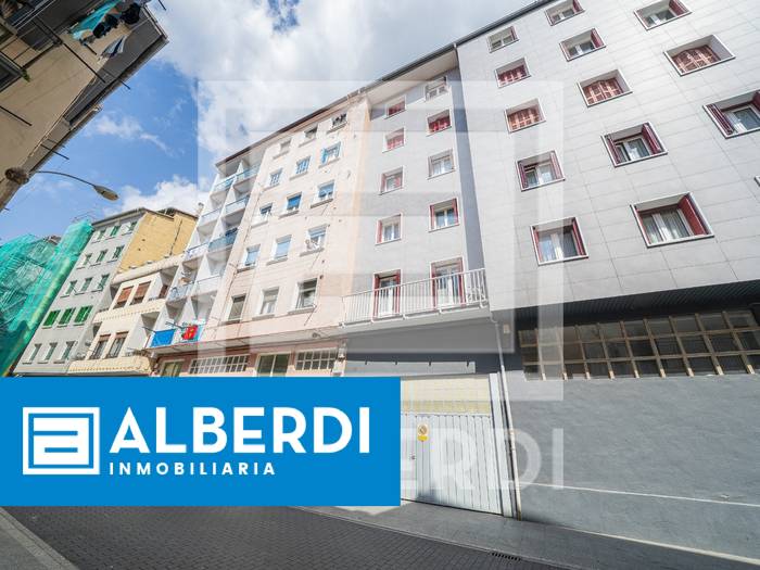 Alberdi Inmobiliaria: etxebizitza salgai Inazio Iriarte kalean