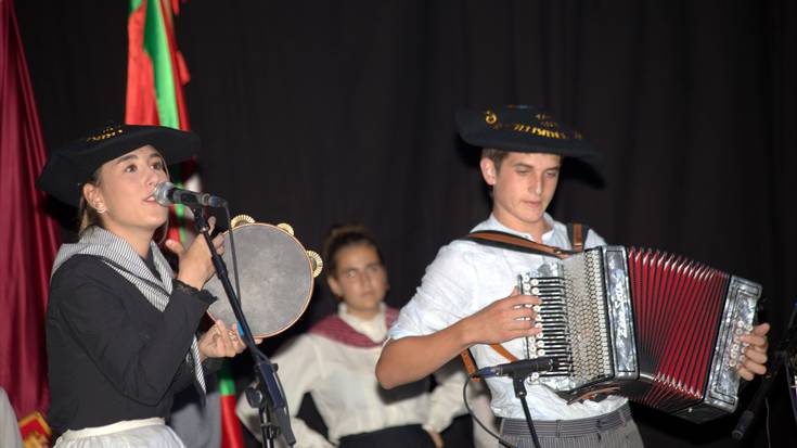 Zabalik da Euskal Asteko Trikitilari Gazteen Txapelketarako izen-ematea 