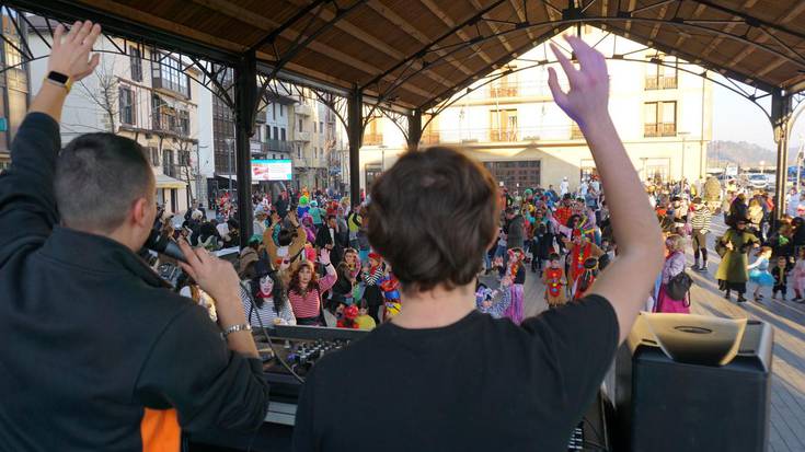 Disko festak borobildu du Orioko egun osoko jaia