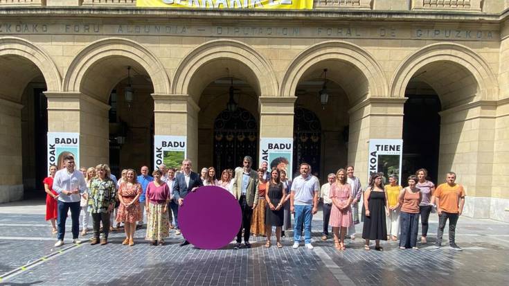 Indarkeria matxistarik gabeko jaiak aldarrikatu dituzte Gipuzkoako Aldundiak eta udalek