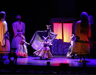 Txantreako Konpartsak 'Amalurra' ikuskizuna taularatuko du bihar