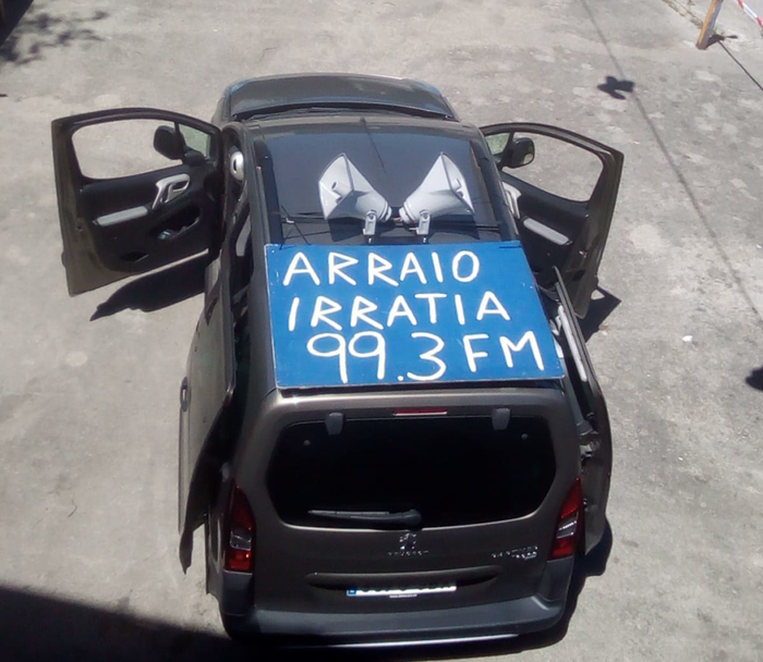 Oporrak hartu ditu Arraio Irratiak