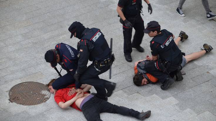 Astelehenean deklaratuko dute Bizitza Da Handiena mugimenduko Zarauzko bi bizilagunak