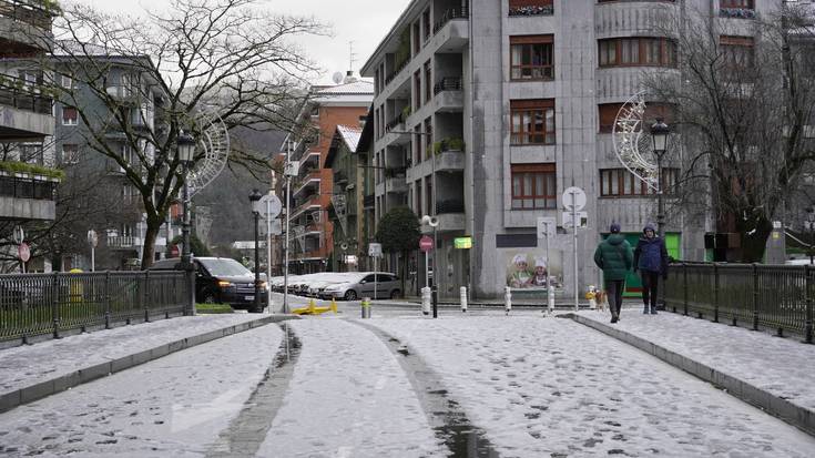 Urteko lehen elurteak Azkoitia ere zuritu du