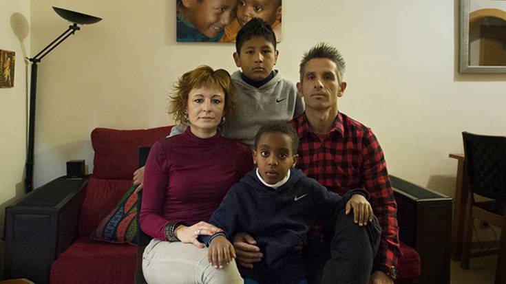 'Familiak' erakusketa zabaldu dute gaur Photomuseumen