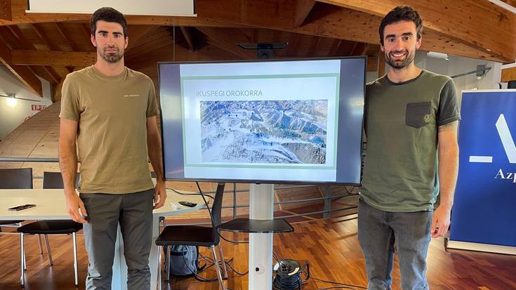 Mikel Txintxurreta eta Imanol Muro: "Iparrorratzak eraman gintuen Kirgizistanen eskalatu nahi izatera"