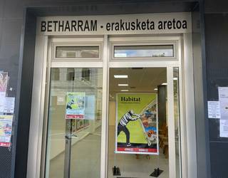 Zabaldu dute 'Habitat. Ezkutatu diguten historia' erakusketa