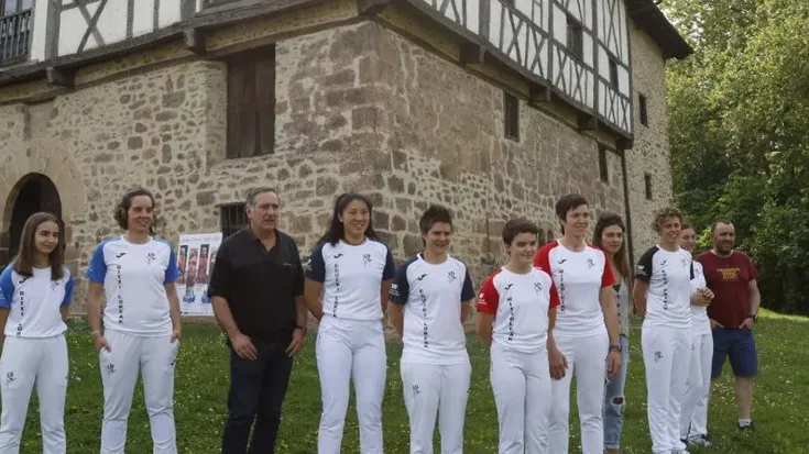 Bertso pilota jardunaldia izango da larunbatean Aitzurin