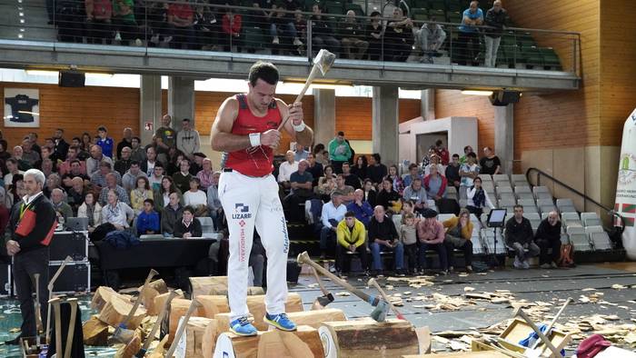 Mikel Larrañaga hirugarren sailkatu da Euskal Herriko Aizkolarien Txapelketan