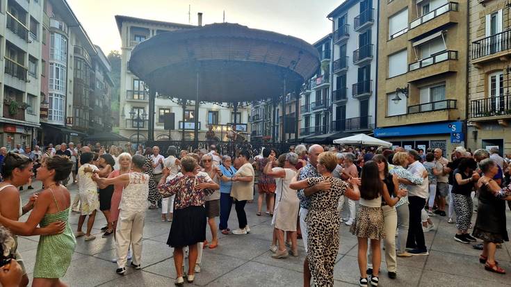 Udako azken erromeria eskainiko dute igandean