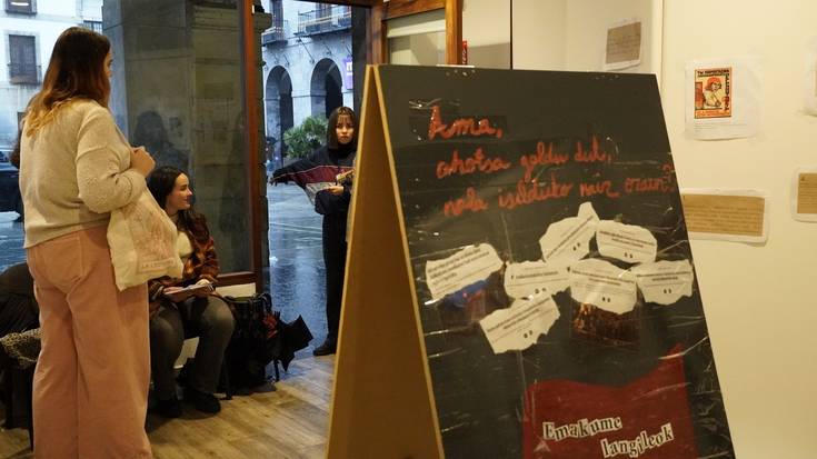 Herritarren ekarpenekin osatutako erakusketarekin hasi ditu Itaiak Martxoaren 8ko ekintzak