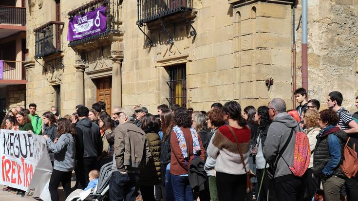Udalak bere jarduna "oztopatu eta isilarazi" nahi duela salatu du Gerizak