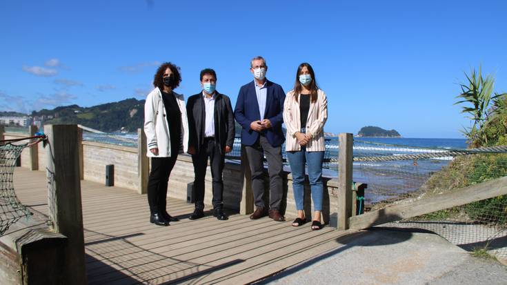 Aldundiak kanaleko egurrezko zubia berrituko du datozen hilabeteetan