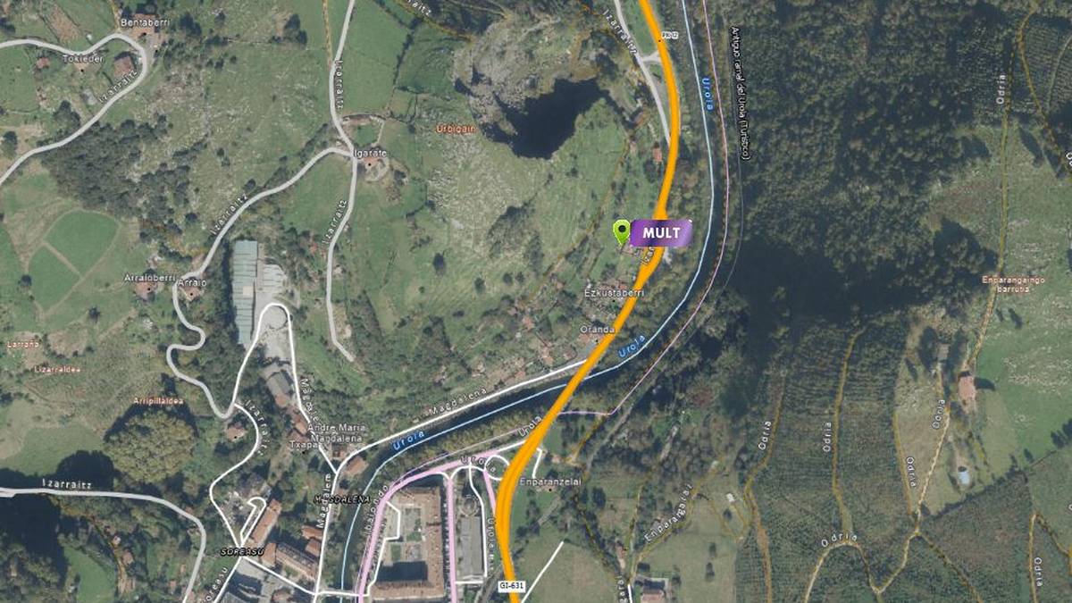 Bi lagun zauritu dira eguerdian Eskuzta parean izan den trafiko istripuan