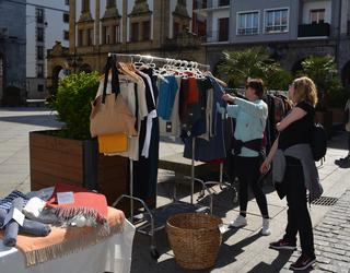 Askotariko postuak hartuko ditu Top Market azokak igandean