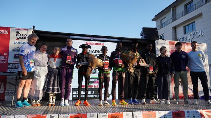 Kiptook hirugarrenez irabazi, eta Wanzak emakumeen errekorra hautsi du Azkoitia-Azpeitian