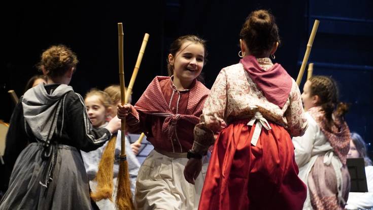 Taldez Talde emanaldi bateratua, mende laurdeneko ibilia omentzeko