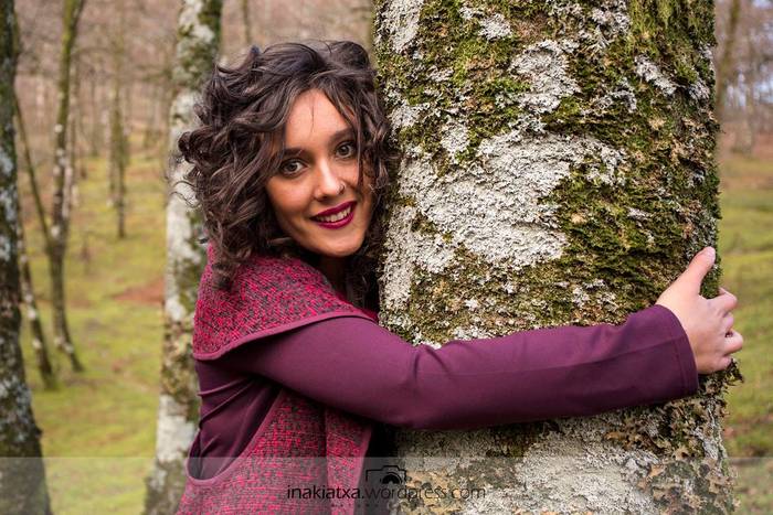 Gau Beltzarekin lotutako ipuin kontaketa izango da bihar arratsaldean Aian