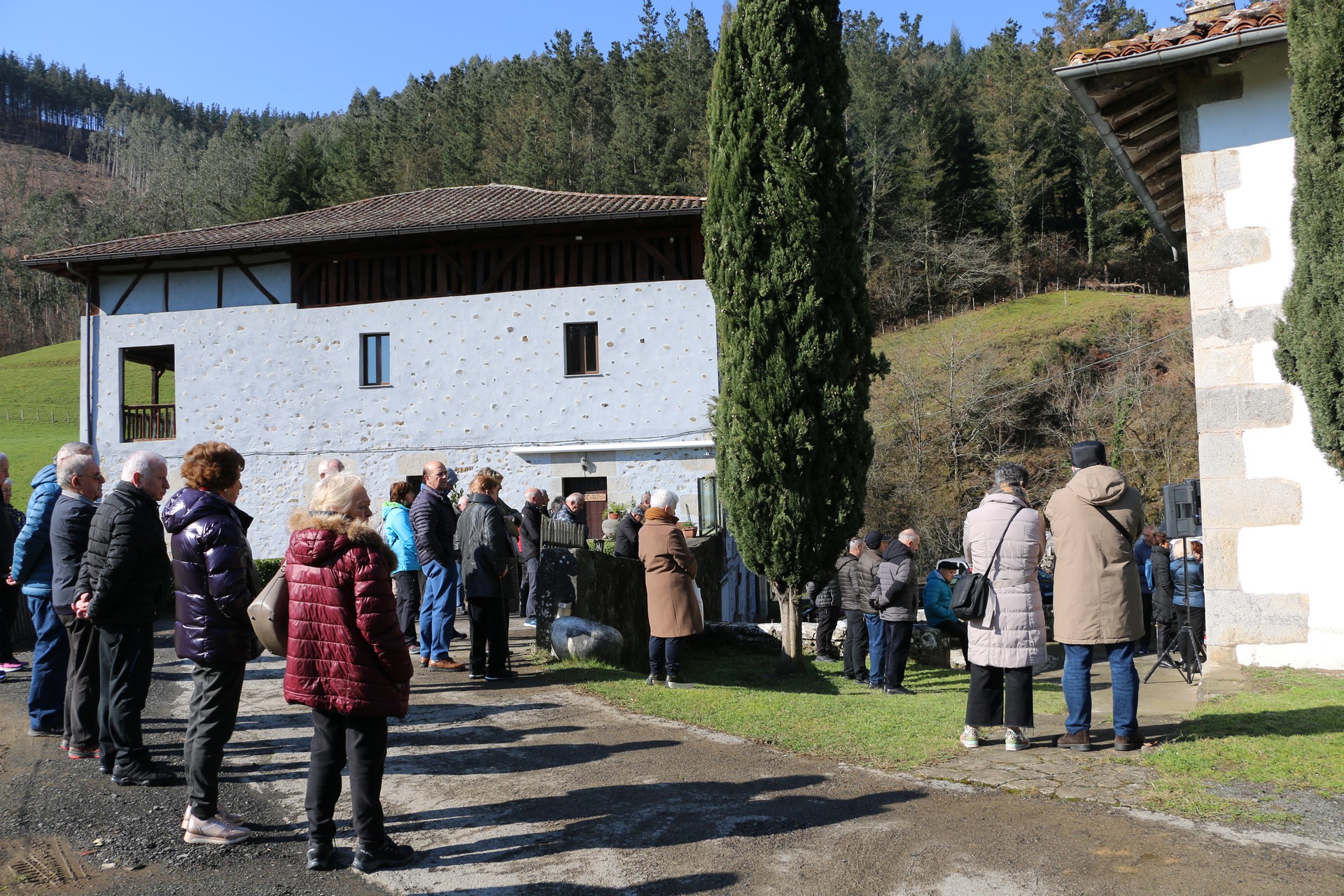 Aingeru Guardako eguna ospatuko dute bihar