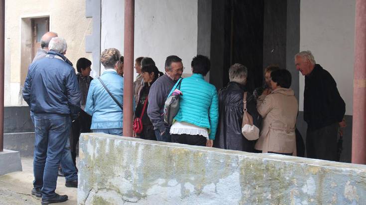 San Isidro eguna ospatzen ari dira Aratzerrekan
