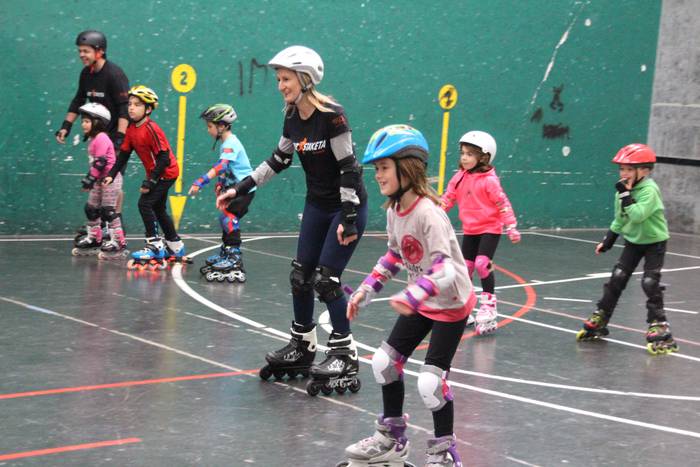 Irristaketa eskola martxan jarriko dute