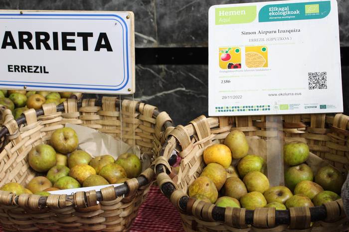 Bertako produktuak nagusi, Errezilgo Sagarraren Azokan