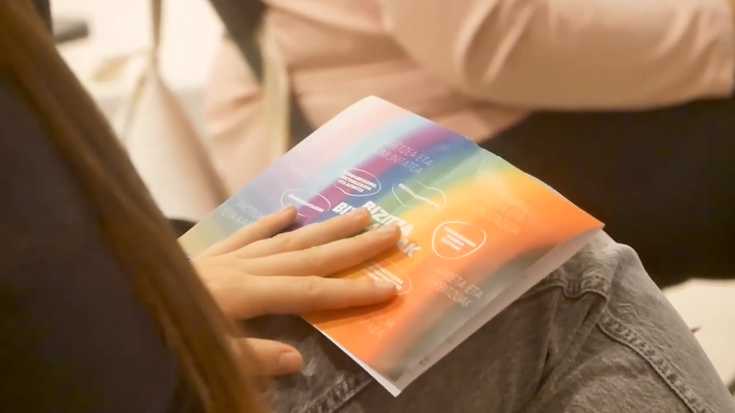 Zumaiako LGTBI+ pertsonen bizi baldintzak hobetzeko neurrien zerrenda osatu dute